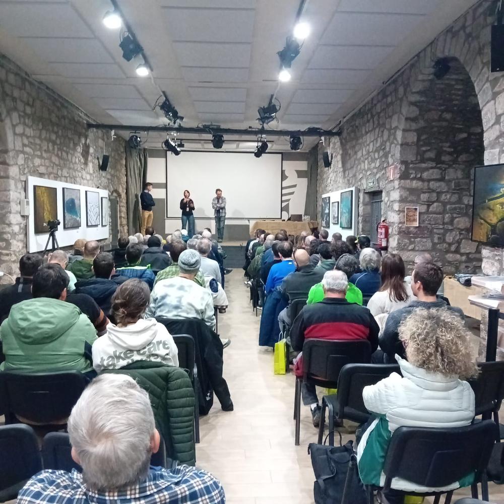 Imagen Castejón de Sos reune un centenar de pilotos de vuelo en montaña